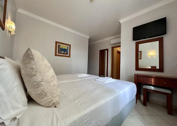 Bayview 阿尔布费拉