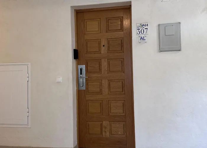 アパート Bayview